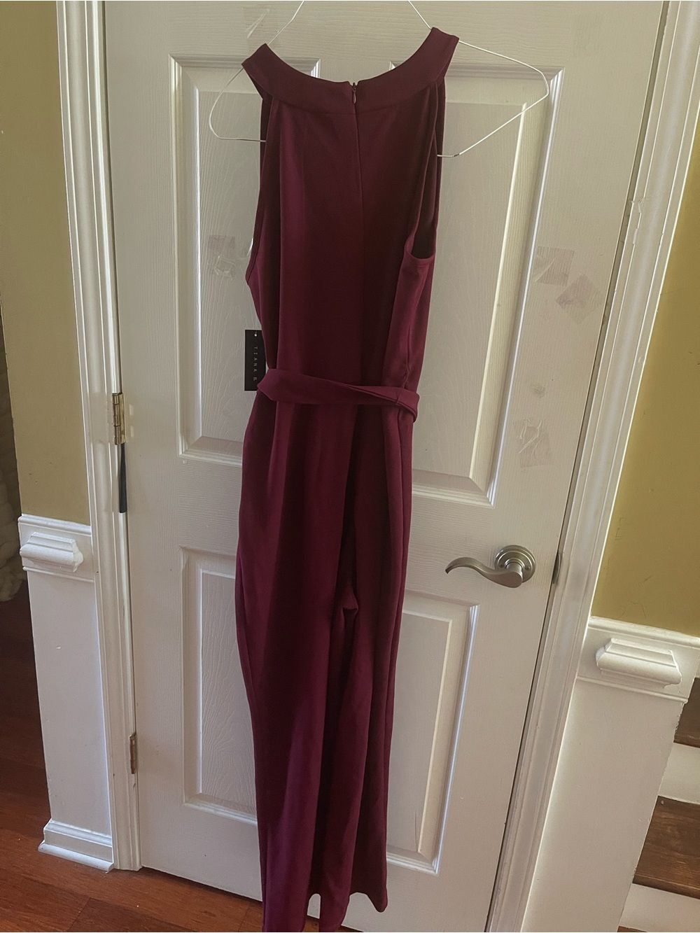 NWTTiana B. Sleeveless Halter Wide-Leg Jumpsuit in Burgundy SZ1X - Picture 4 of 10
